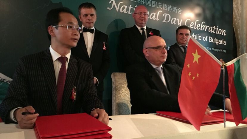 Болгария и Китай подписали соглашение о сотрудничестве в области авиа и водного транспорта