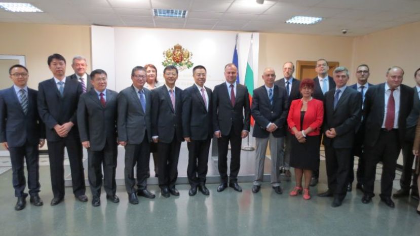 Болгария и Китай обсуждают совместные проекты в инфраструктуре, транспорте и энергетике