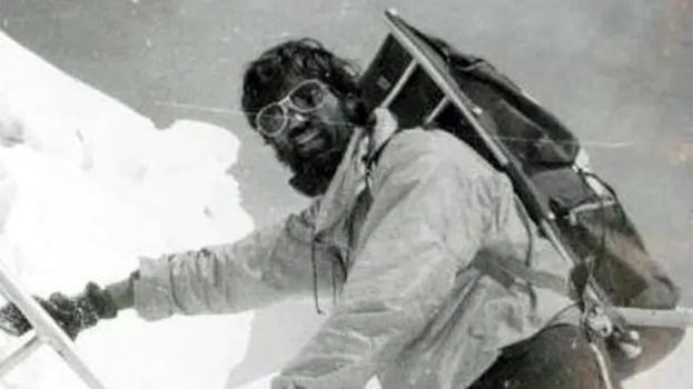 40 лет первому восхождению болгарина на Эверест