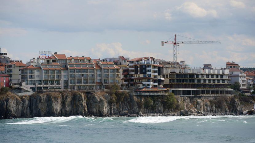 Интерес россиян к покупке недвижимости в Болгарии резко снизился
