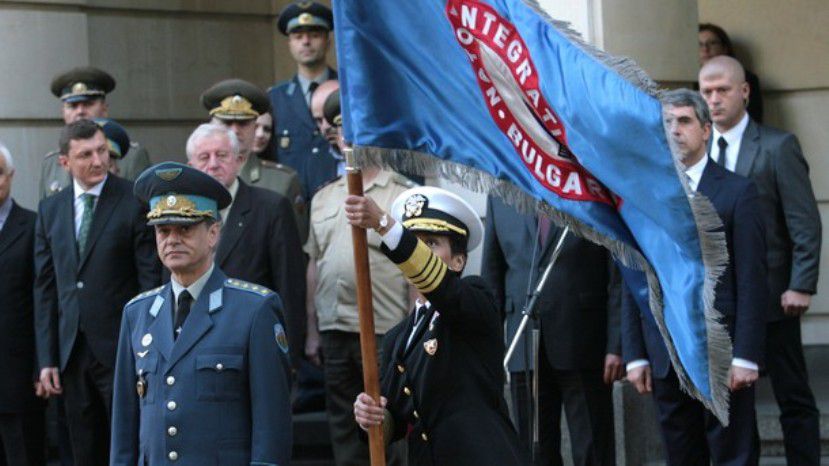 В Болгарии торжественно отметили первый год работы штаба НАТО