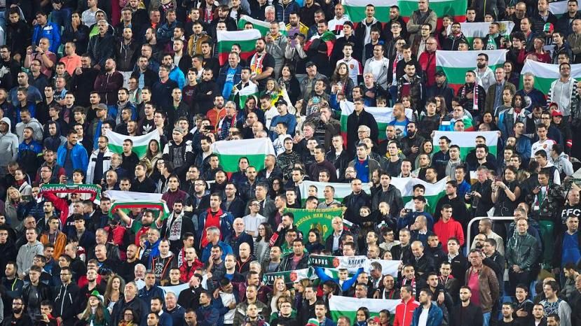 Шесть футбольных фанатов задержаны в Болгарии за проявления расизма на игре с англичанами