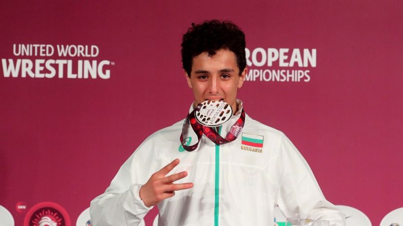 Болгарский борец завоевал золото на чемпионате Европы