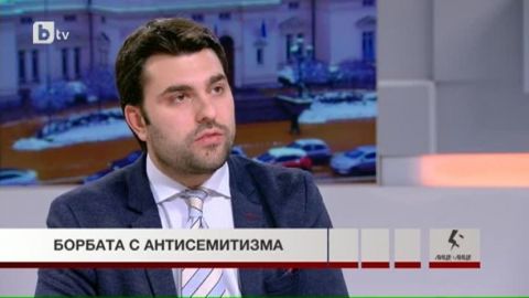 Луковмарш и оскверняването на Паметника на Съветската армия са антисемитски прояви, смята зам.-министър Георгиев