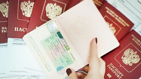 АТОР: Болгария обсуждает возможность упрощения визового режима для российских туристов