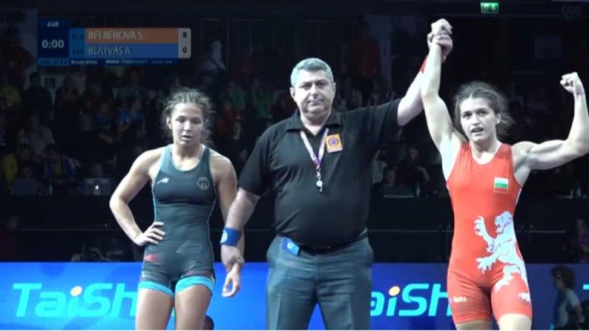 Белберова донесе първи медал за България от световното по борба