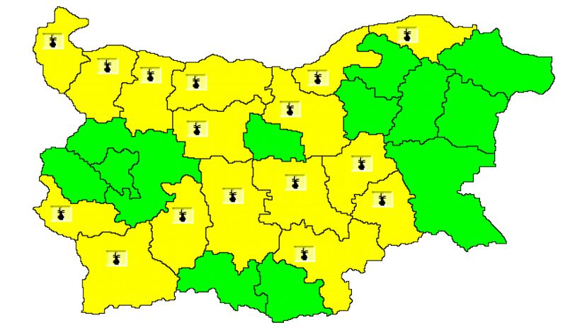 Жълт код за високи температури е в сила за 16 области на страната