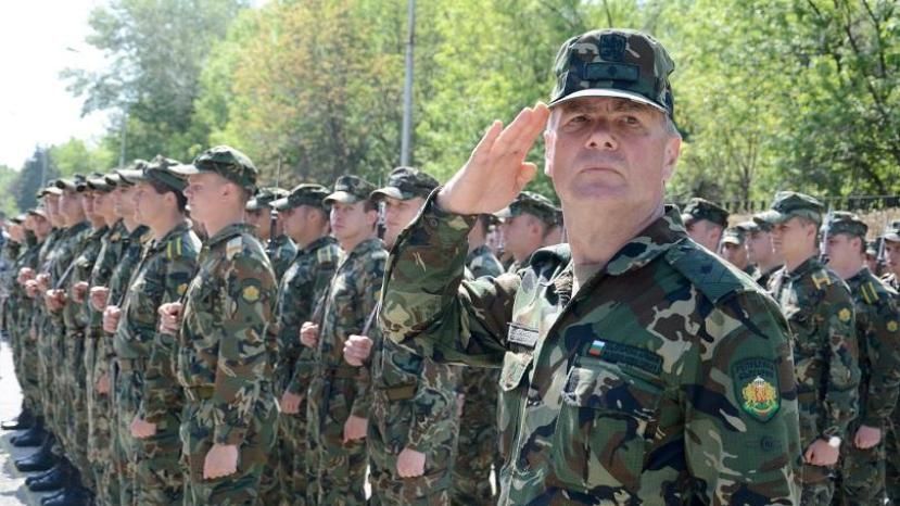Лишь 25% болгар готовы сражаться за свою страну