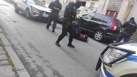 В Бургасе задержали 38-летнего мужчину за нападение на украинские джипы