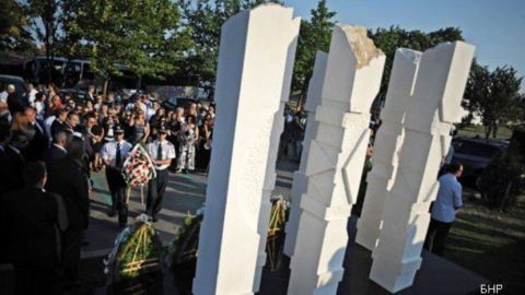 В аэропорту Бургаса пройдет церемония памяти жертв теракта 2012 года