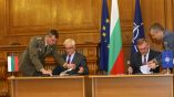 Българските Военновъздушни сили придобиха система за гласови комуникации при управление на въздушни операции