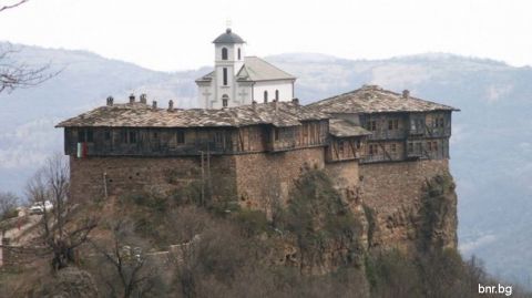 Гложенският манастир „Св. Георги Победоносец“ – крепост на православието