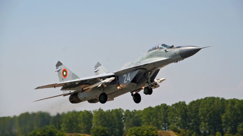 Болгария хочет получить от России неустойку за задержку ремонта истребители МиГ-29
