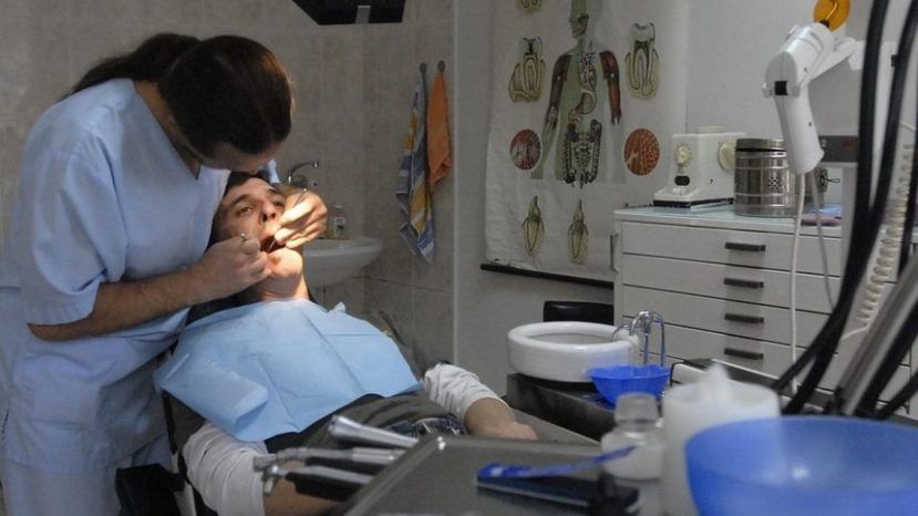 Болгария на втором месте в ЕС по количеству зубных врачей на душу населения