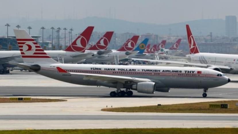 „Турецкие авиалинии“ прекращают полеты в/из Болгарии до 17 апреля