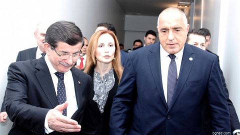 Премьер Болгарии посоветовал Лаврову слушать его заявления внимательнее