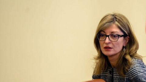 Захариева осъди атаките срещу Конгреса