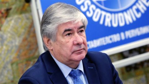 Анатолий Макаров