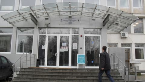Налоговые инспекторы опечатали 15 супермаркетов в Албене и на Золотых песках