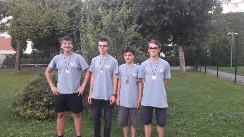 4 медала спечелиха наши ученици в Европейската олимпиада по информатика