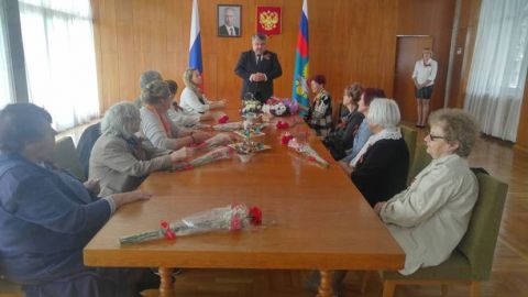 В Генконсульстве РФ в Варне прошло традиционное чаепитие с ветеранами ВОВ