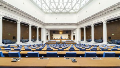 Первое заседание 45-го Народного собрания состоится 15 апреля