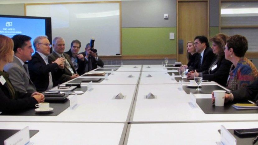 Вице-президент Болгарии встретилась с болгарами, работающими в «Майкрософт»