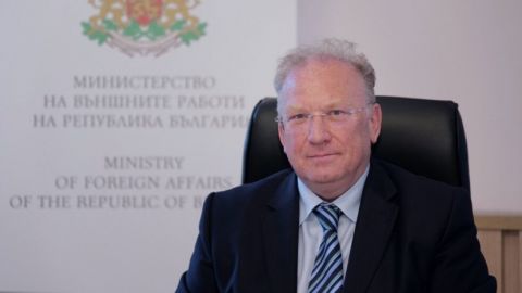 Глава МИД Болгарии: Принудительная посадка самолета в Беларуси – воздушное пиратство