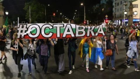 Правда.ру: В болгарских протестах тоже нашли русский след