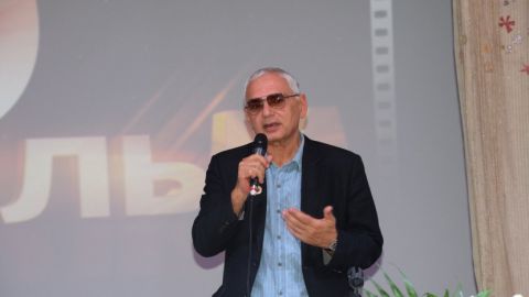 Карен Шахназаров