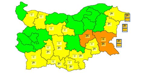 Из-за сильного ветра в двух областях Болгарии объявлен „оранжевый“ уровень опасности