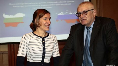 Министр туризма: Следующим летом количество российских туристов в Болгарии увеличится