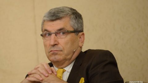 Илиян Василев
