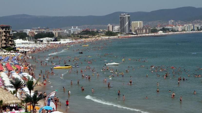 В Болгарии пьяные туристы не могут объяснить полиции как их ограбили