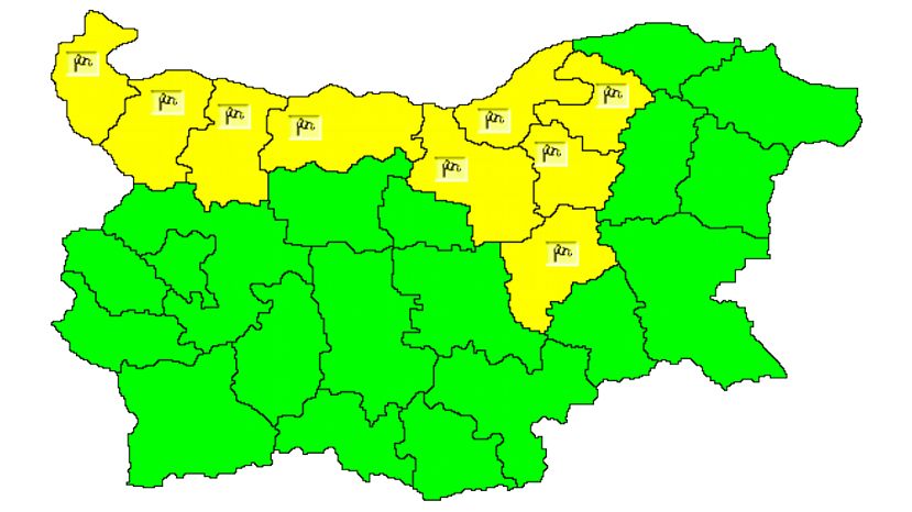 Из-за сильного ветра в 9 областях Болгарии объявлен „желтый“ уровень опасности