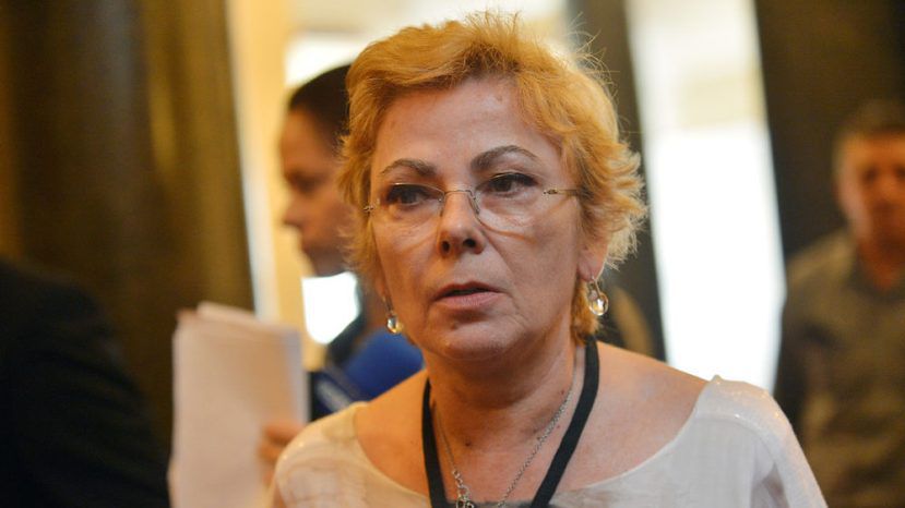 Юлия Ненкова