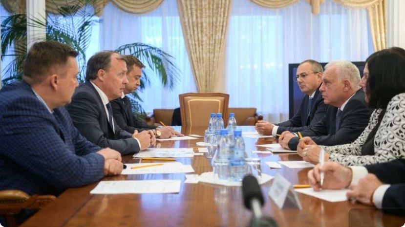 Посол Болгарии обсудил с губернатором Свердловской области перспективные направления сотрудничества