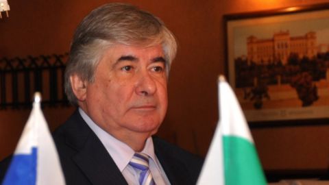 Анатолий Макаров