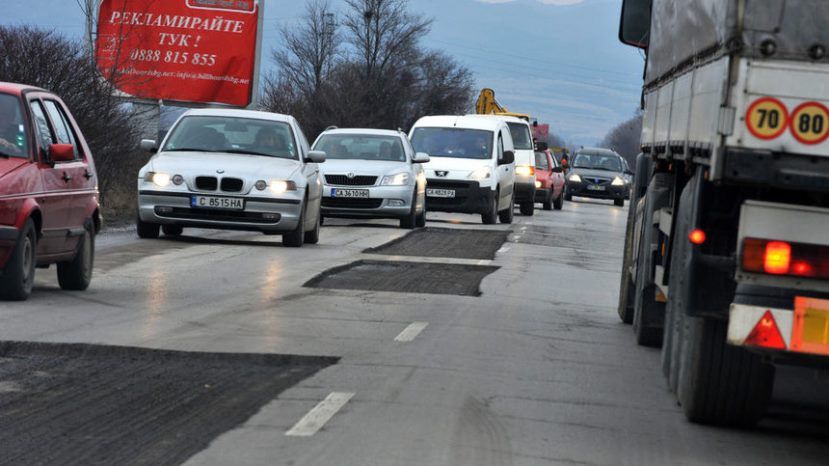 40% дорог в Болгарии в плохом или неудовлетворительном состоянии