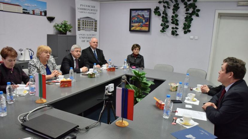 В Русе обсудили возможности обучения российских студентов по программам обмена