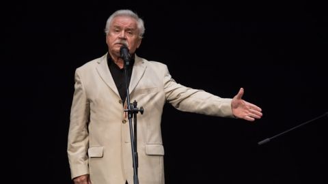 Сергей Никоненко представил в Болгарии моноспектакль "Знакомый ваш Сергей Есенин"