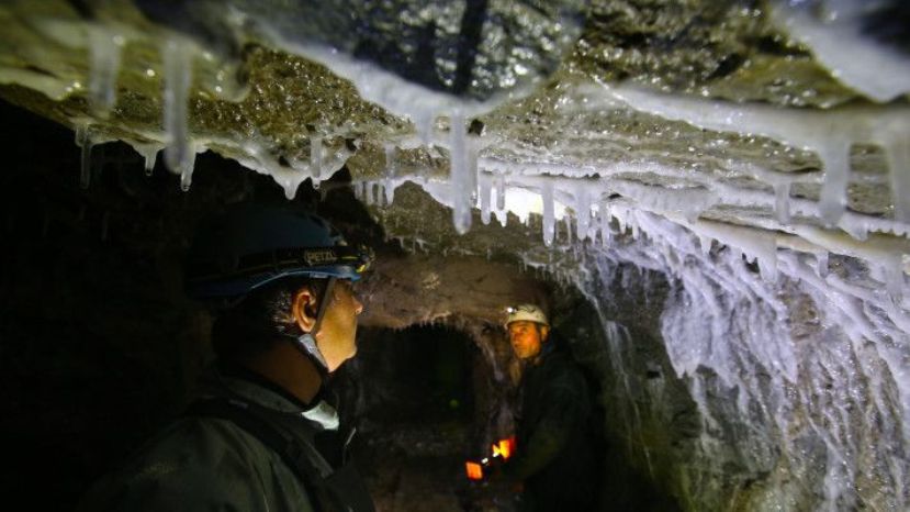 В Болгарии обнаружили «бисерную» пещеру