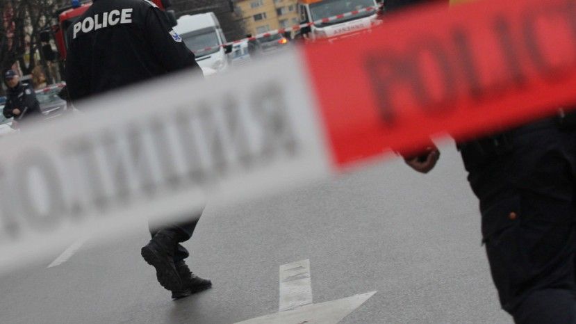 Мъж е прострелян и обезглавен в София