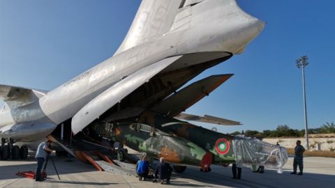 Болгария получила из Беларуси первые два отремонтированные Су-25