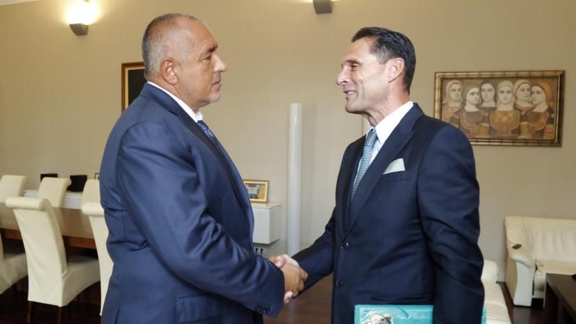 Премьер Болгарии обсудил с директором Thomas Cook развитие туризма