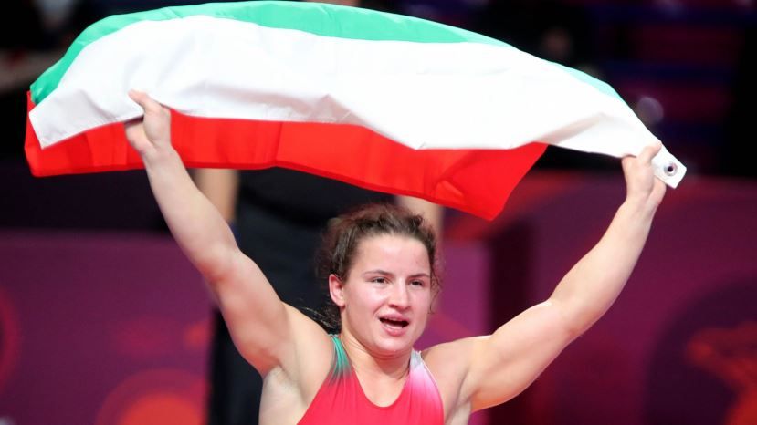 Биляна Дудова донесе първа титла за България от европейското по борба