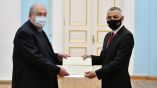 Новый посол Болгарии вручил верительные грамоты президенту Армении