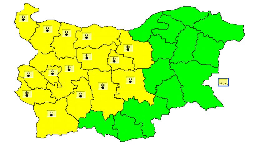 Жълт код за ниски температури е обявен в 15 области в страната