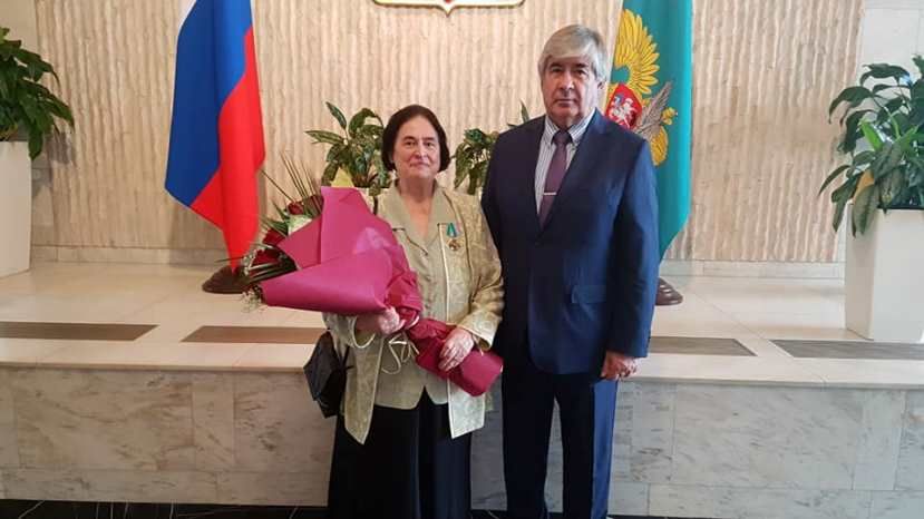 Главный секретарь фонда «Славяне» награждена нагрудным знаком МИД РФ