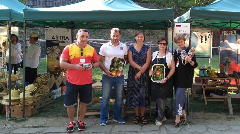 Российские мастера традиционных ремесел принимают участие в международной выставке в Болгарии